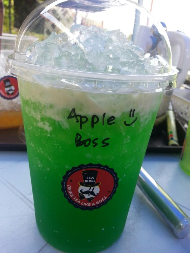 viralfoodmsia's tweet photo. Drink like a boss, get it now https://t.co/7FYpDyEA5q
#teaboss
#drink
#food
#streetfood
#komunitibloggerutara https://t.co/88xALgYGzK