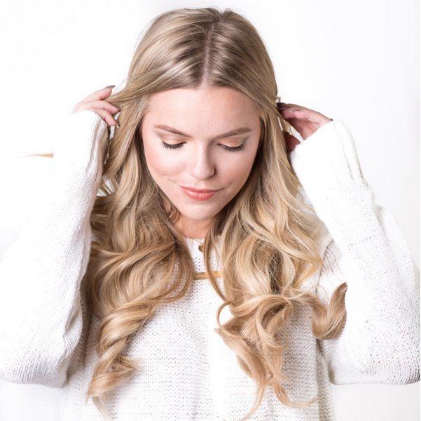 missesPG's tweet photo. No importa el daño que le hayas causado a tu cabello con las planchas porque #Pantene lo repara #MissesSomosTodas https://t.co/1cyBG0knkm
