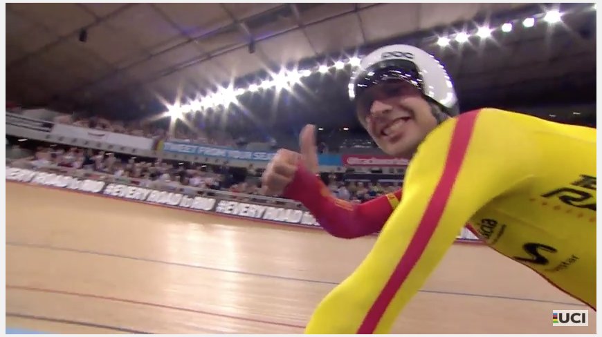 PauColasN's tweet photo. Qué grandes eres @SebastianMoraV! vas como un 🚀. #TWC2016 #GoMora  #GoTorresGoMora https://t.co/Q6whBdp734