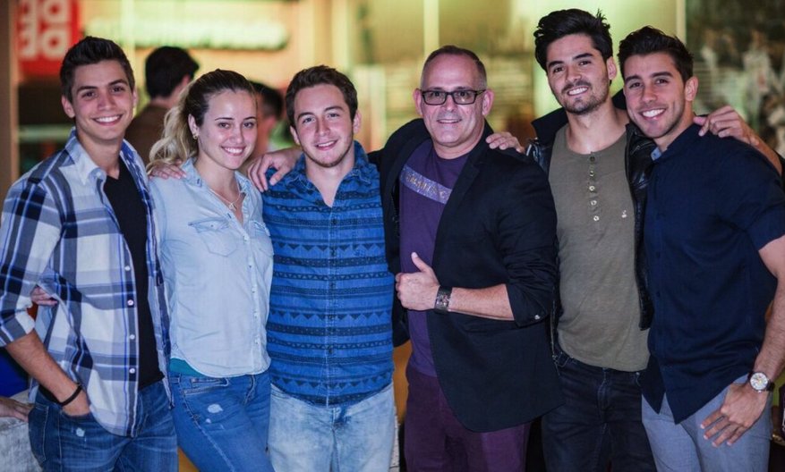 FLUVIPGlobal's tweet photo. Gracias a los más de 100 #influencers que nos acompañaron ayer en el evento de #FLUVIPMiami!! @CisnerosMedia https://t.co/Ch8tGEzZgg
