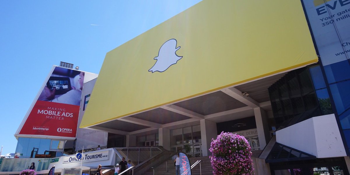 Snapchat has boosted its ad offering by signing a measurement deal with Nielsen. ow.ly/YWNuY