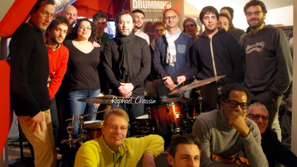 DrummingLab's tweet photo. #raphaelchassin #drummer at #DrummingLab #Paris #FrederickRimbert #drumschool @vicfirth ➡️ https://t.co/9eMclJPPg9 https://t.co/o09NyOBvu5