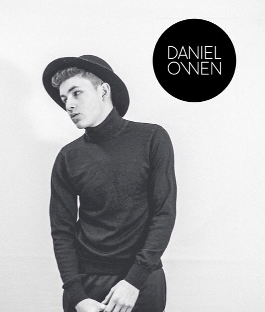 danieljelmrhari's tweet photo. #danielowen #poster #autograp https://t.co/KofjdUBE4O