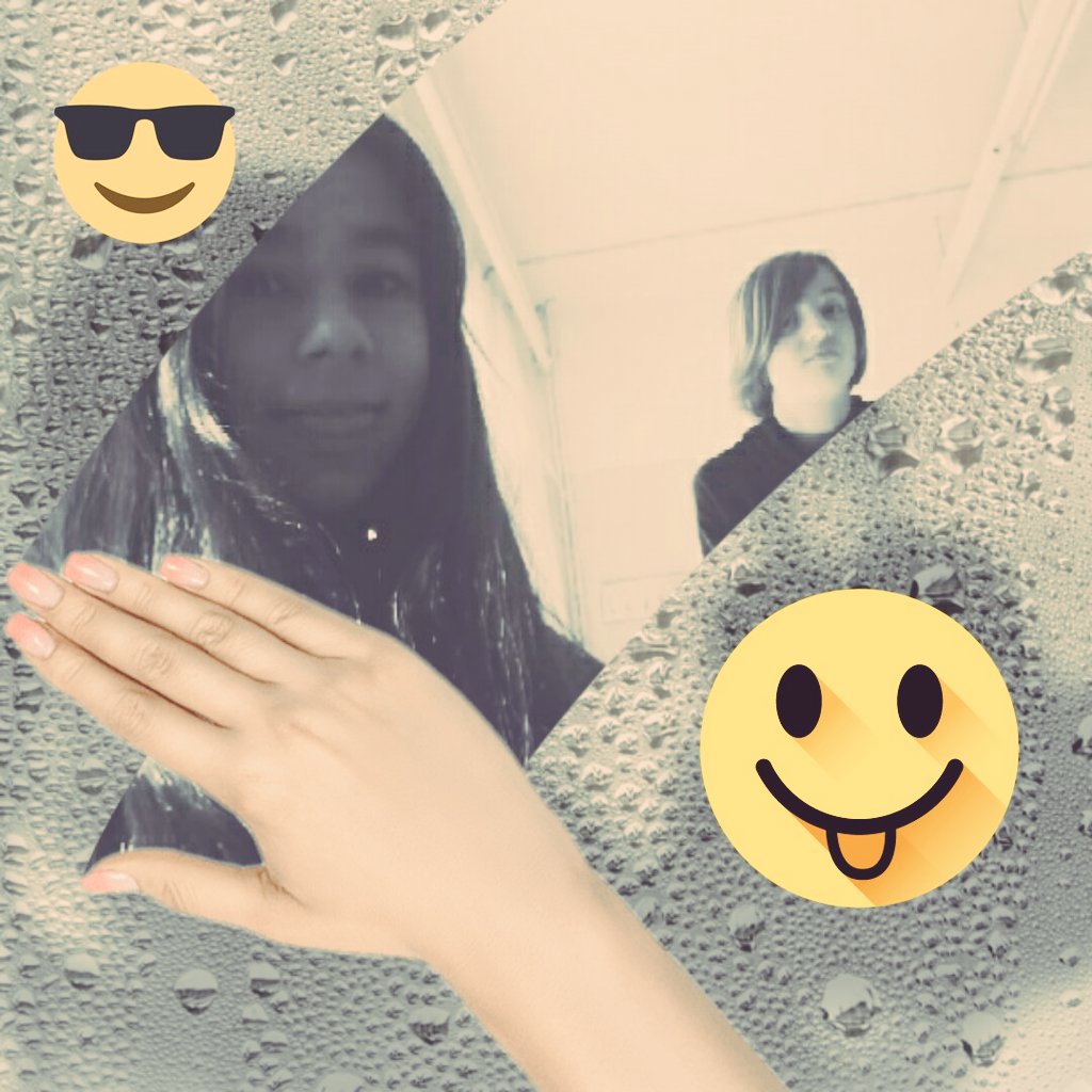 PauMuoz5's tweet photo. En classe https://t.co/gpuKfnA8dA