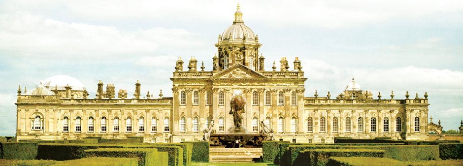 NSTheatres's tweet image. We also have #StageText captioned and AD perfs of #BridesheadRevisited in May! @Access_Day bit.ly/nuffbrideshead