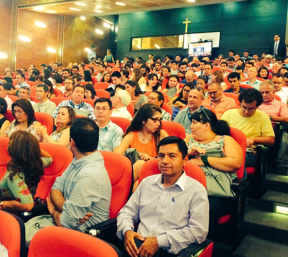 Cdocente_Maipu's tweet photo. Full house! En @DuocUC #Maipú dando la bienvenida a nuestros #docentes ❤️ https://t.co/71uAXNWLbZ