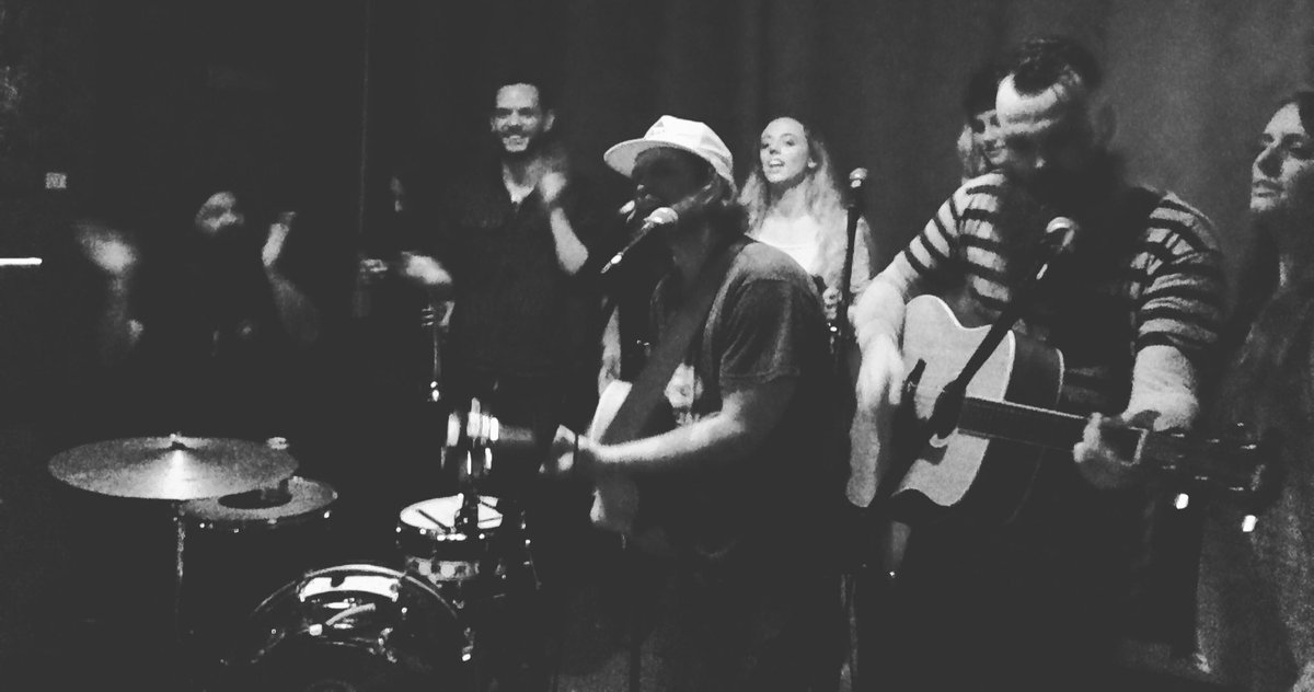 9-person jam with <a href="/thesoorleys/">The Soorleys</a> &amp; <a href="/listentoedison/">Edison</a> happened this past #MoellerMondays. Too good