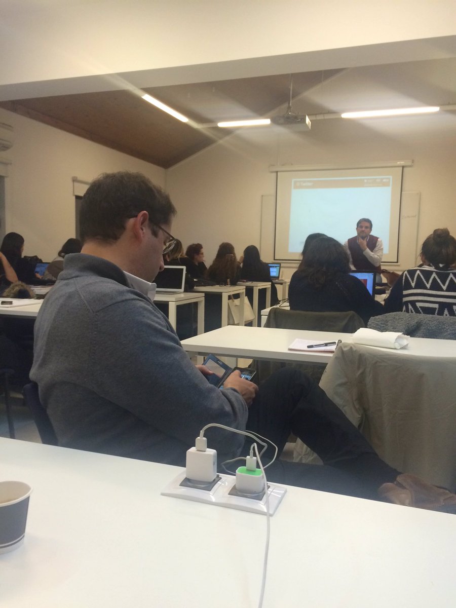 jxud's tweet photo. Tá tranquilo, tá favorável... #IPAMMKTDigital  #sqn hahahsha https://t.co/VHkxvcFYpk