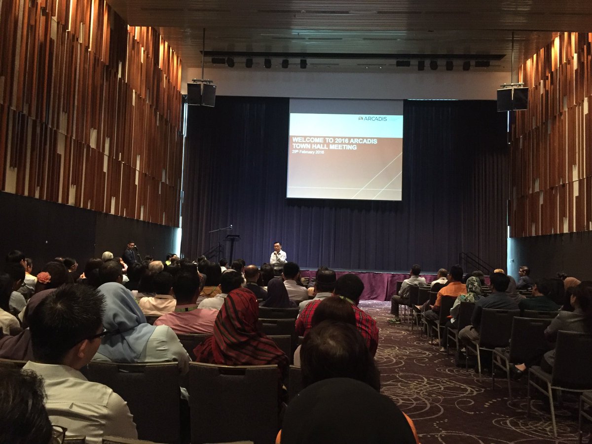 AGR9600's tweet photo. @ARCADIS_Asia @ArcadisGlobal #malaysia #townhall #charting2016 #echarris #jubm #langdonseah https://t.co/IX6n8WEw2b