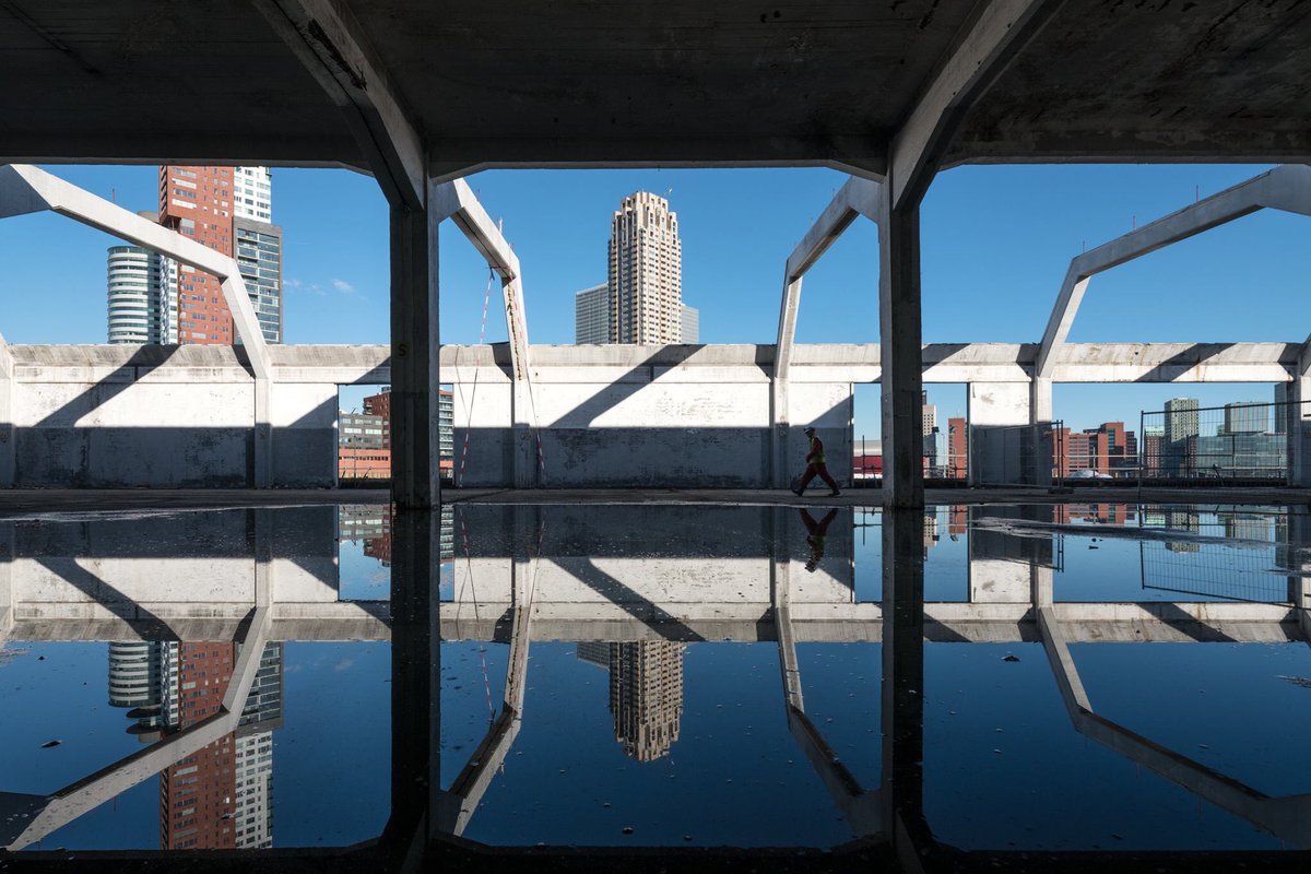 Fenix I loods in progress! Pics van 
<a href="/OvanDuivenbode/">Ossip van Duivenbode</a> <a href="/Fenixlofts/">Fenixlofts</a>