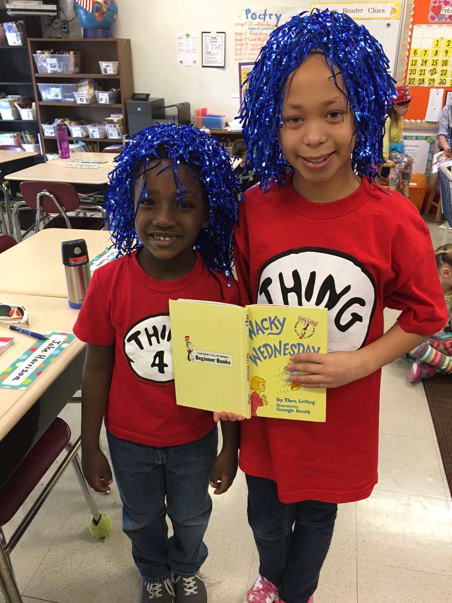 wcsEESds's tweet photo. Reading with our reading buddies!
#DrSeussDay #ReadAcrossAmerica https://t.co/9J9ovFo7yq