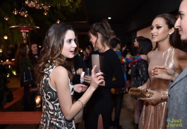 jiminskooks's tweet photo. the legacy of your flip phone will forever live on @lauramarano #VoteLauraMarano #KCA https://t.co/A0dhcRu0rW
