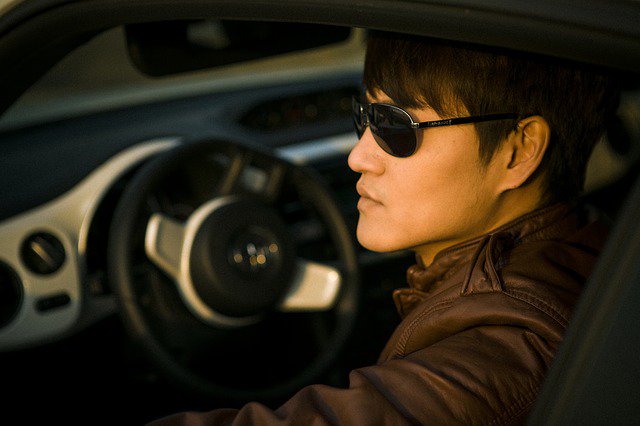 LPAGFL's tweet photo. A tinted car can make a huge difference in your drive. #TintedCar #AutoGlass https://t.co/mhXv2EU9Q0