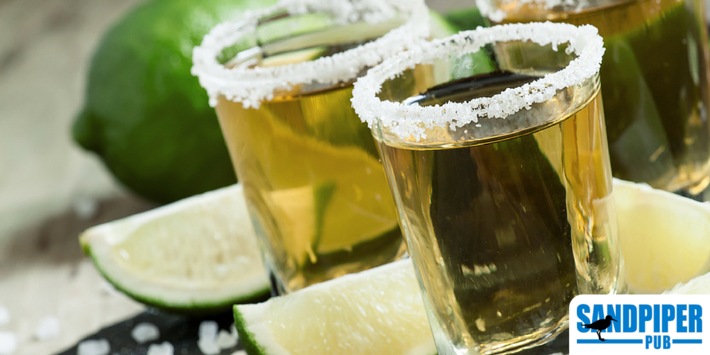 SandpiperPub's tweet photo. When life gives you lemons, well, it's practically begging you to crack that bottle of tequila. #piperpub https://t.co/njRbNi5ezB