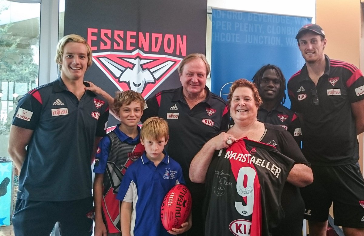 MitchellShire's tweet photo. Thanks for dropping in @EssendonFC and hope you have fun in our great municipality today #lovemitchell https://t.co/iYHzYczVXM