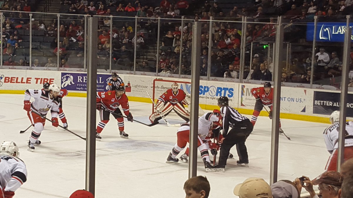 bfitz921's tweet photo. Wednesday night at the Van. #GoGRG https://t.co/kzo5fxgh8m
