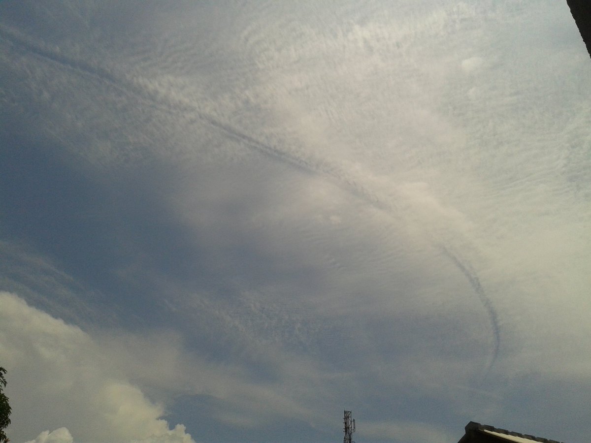 #jogja <a href="/inoe182/">ً</a>: jejak apa ya ini ? cek langit deh