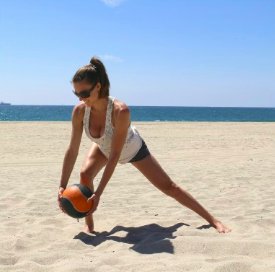 LexiRamirez89's tweet image. Volleyball training on Manly beach #summerbody #ballsdeep #functionalfitness #sunsoutgunsout #stillgotit