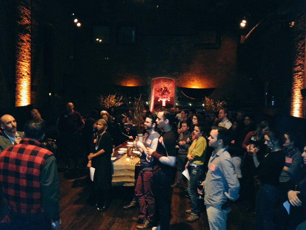 BrooklynChamber's tweet photo. Full house @mymoonnyc with @assemblymanjoe @Airbnb @explorebrooklyn for #AirbnBrooklyn meet-up! https://t.co/2lLQSIlowT