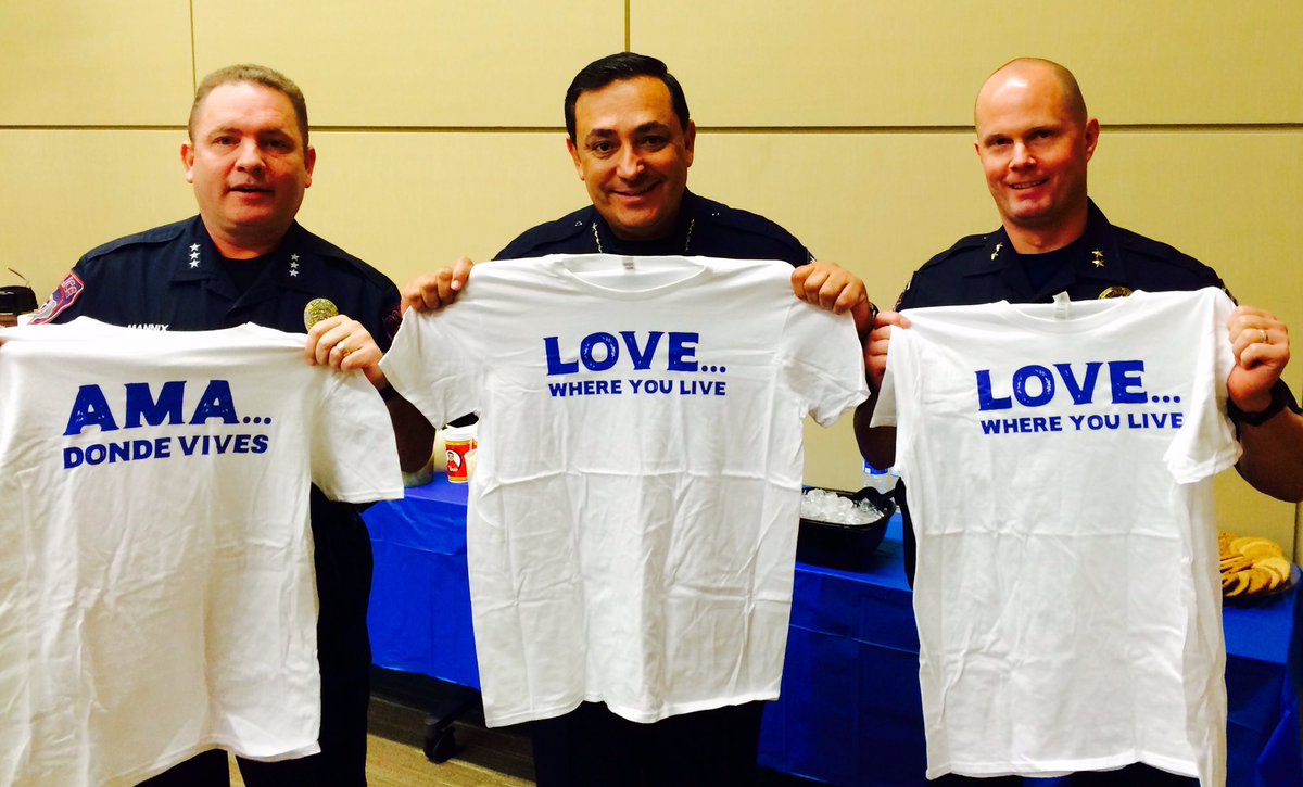 ArtAcevedo's tweet photo. Let's love where we live by getting to know our neighbors. @seanmannix1 &amp; @GeorgetownTXPD Chief Nero&amp; I urge you to! https://t.co/LLdx3ugwru