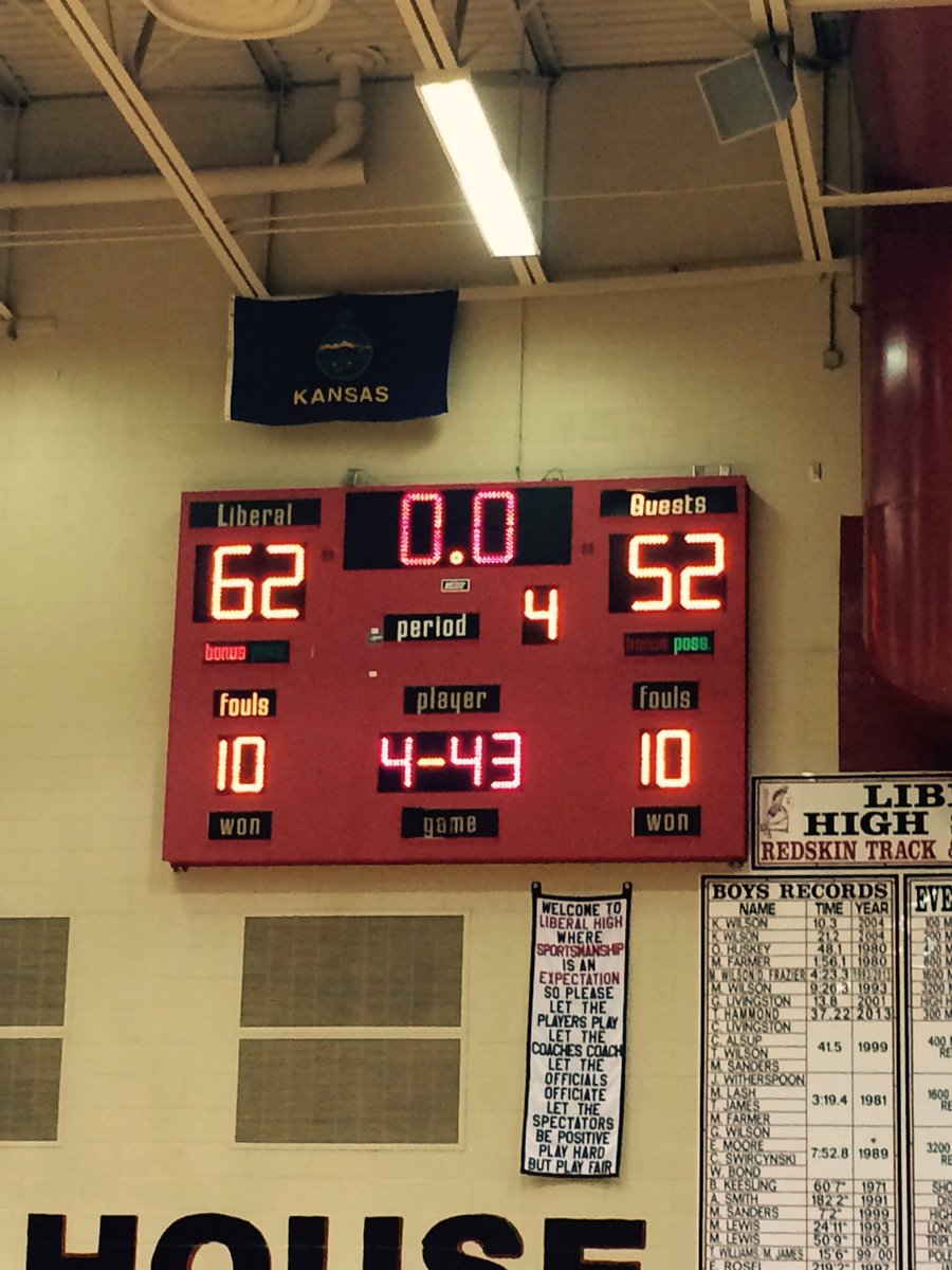 LHS_Redskins's tweet photo. Best image of the night!! https://t.co/CPfY0q8lSj