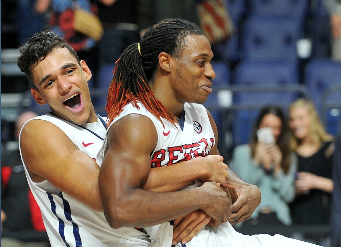 espn's tweet photo. Stefan Moody has 40 points for Ole Miss (and counting). 

Last time a player scored 40+ points in an SEC game: 2013. https://t.co/Edd9uhkdAt