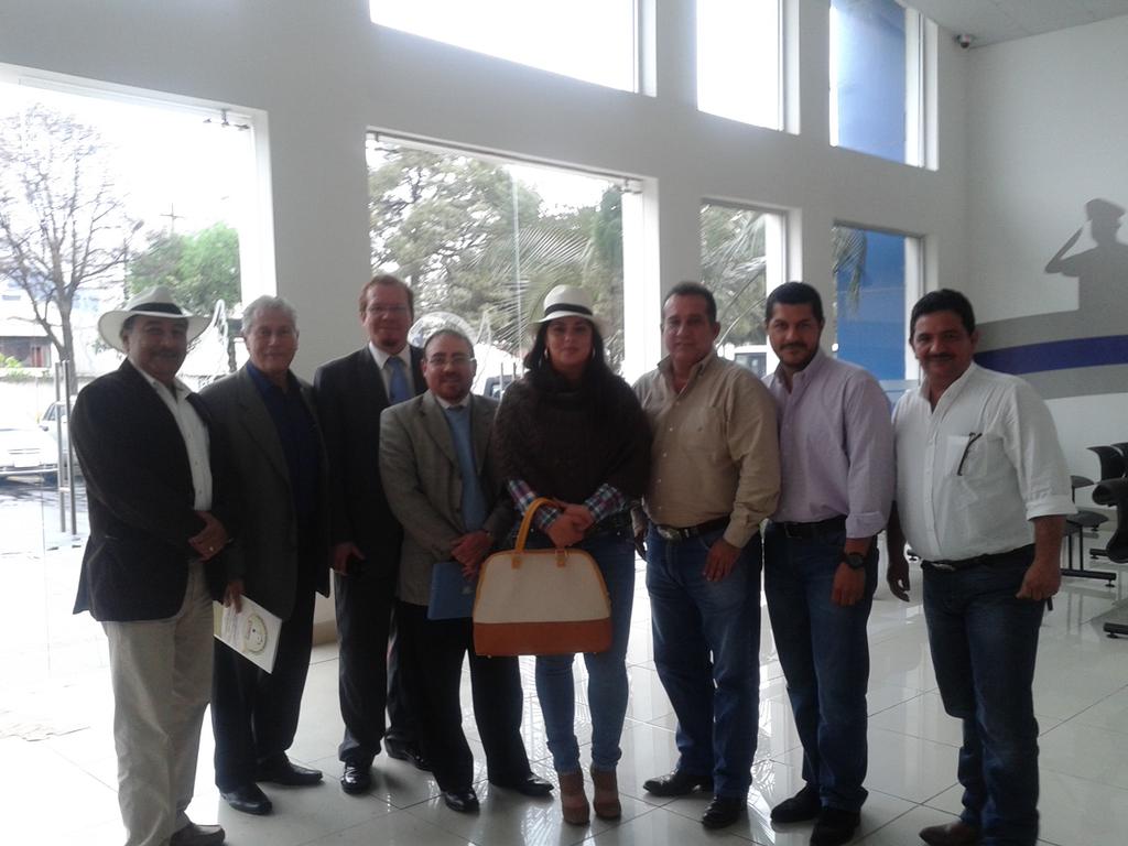 CibelesAtenea's tweet photo. 78 años @PoliciaEcuador,digna institución un saludo grato a quiénes en todo momento están junto a la gente! @ppsesa https://t.co/8Xucjtbg9A