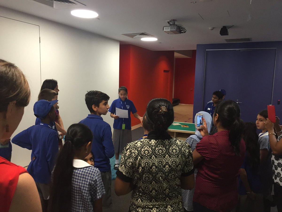 merrylandseast's tweet photo. MEPS students leading a guided tour of @MCA_Australia #mcakids https://t.co/p85OP7GWYd