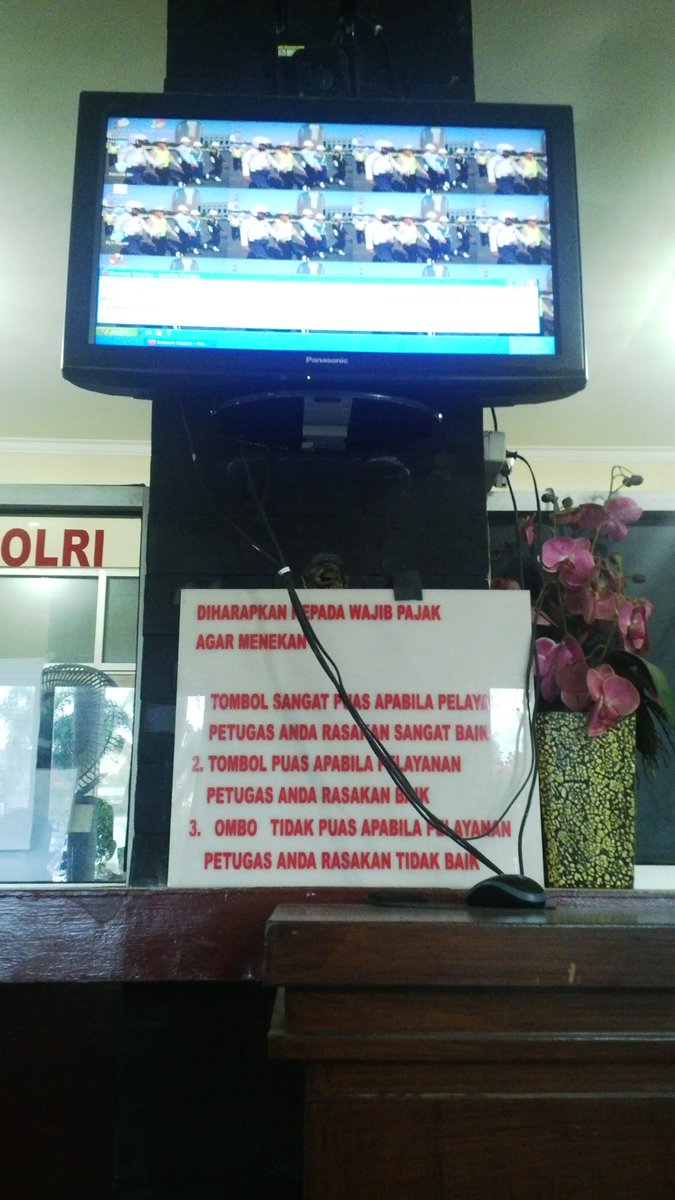 ceuvera's tweet photo. Agakna ni alat rusak,krna kebanyakan yg tekan tombol tidak puas https://t.co/ohuGFtkIOe