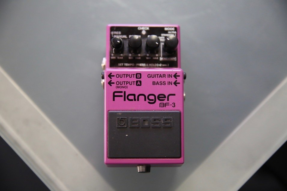 haworthguitars's tweet photo. This 2nd hand Flanger is only $50!

#flanger #guitarpedals #fenderguitars #jazzbass #ibane… https://t.co/YDX21rnreA https://t.co/MtwUrlm8XH