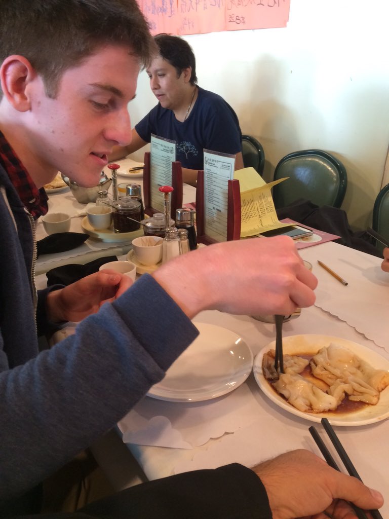 Grundyoso's tweet photo. @stuart_xyz is going hungry at an SF chinese lunch... @flomio #prepforlaunch https://t.co/Nq3QrjRWry