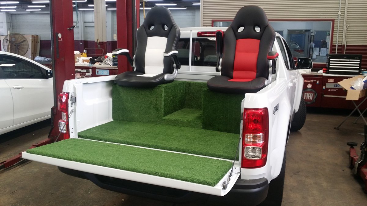 #suttonssuperseat Sneak Preview. First seats to be won for the round 2 match! #GoRabbitohs