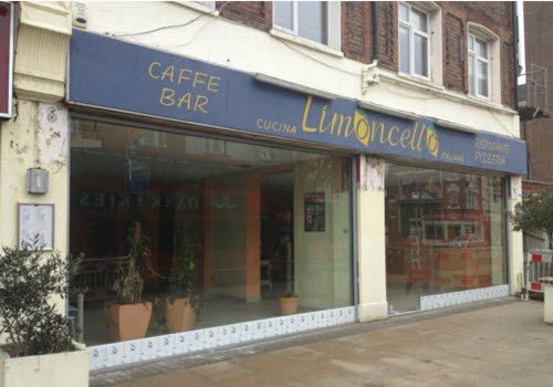 Alert4Shutter's tweet image. #RollerShutterRepairsLondon #RollerShutterRepairsNorthLondon 
alert4shutter.co.uk 
Contact. 07730286838