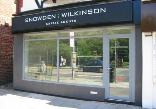 Alert4Shutter's tweet image. #SecurityShutterReapirsEastLondon #SecurityShutterRepairsWestLondon
alert4shutter.co.uk 
Contact. 07730286838