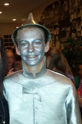 IvcPresident's tweet photo. do you really want a tin man with no ❤️ for your president? keep @vote4taft1912 out of office, vote for #manofwood https://t.co/ex1QmI6P67