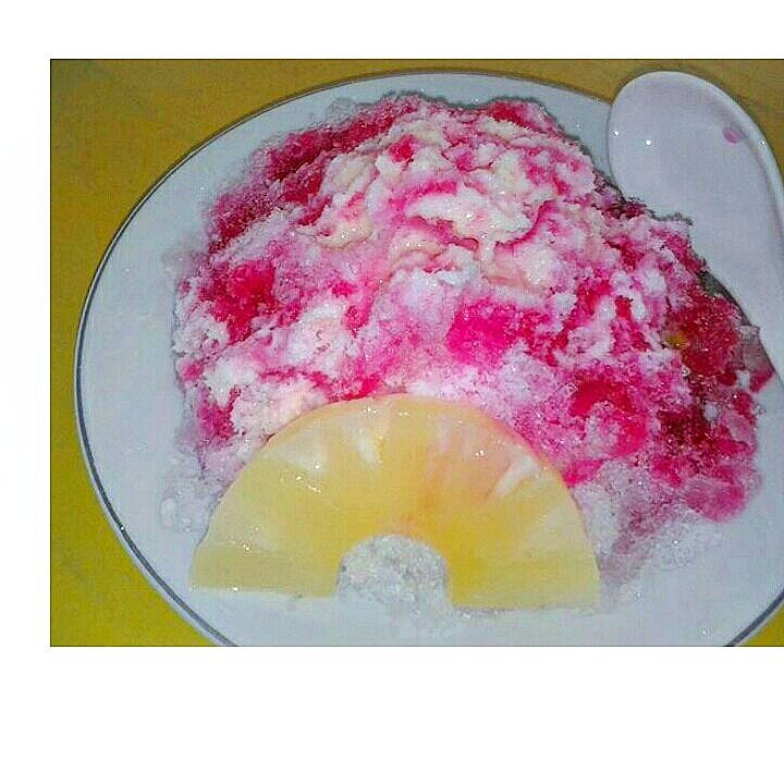anneshin67's tweet photo. Es campur Anne Shin isinya macam2 manisan buah,segar dan enaakkk..pas buat siang yg panas gini.hmmm nyam2 https://t.co/oJy2l5zXl4