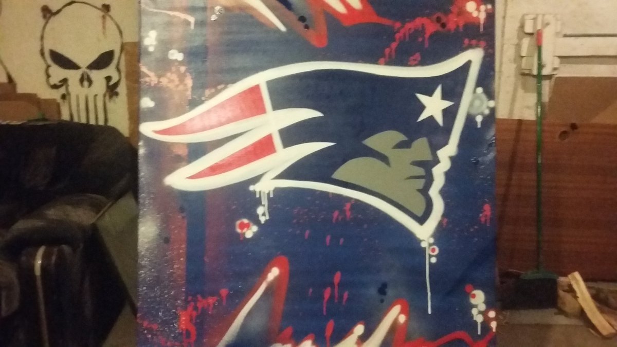 ZedoneFO's tweet photo. #newengladpatriots canvas 90x90cm in spray paint BY ZEDONE #zedgraff https://t.co/kB7AWRnER2