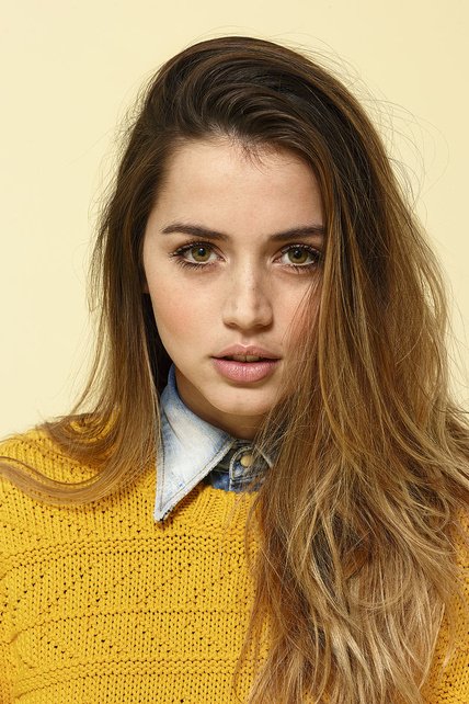 FCSuggestions's tweet photo. Ana De Armas https://t.co/sNObyo635K