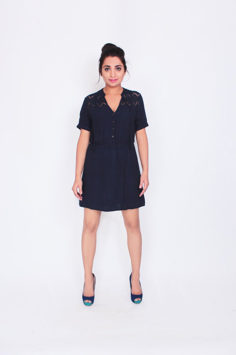 OnlyBorrow's tweet photo. The world is your runway!! #getdressed #newstyleeveryday #fashionlove #fashion #dressonrent
https://t.co/ihuadCDusG https://t.co/z47DUpTBcJ