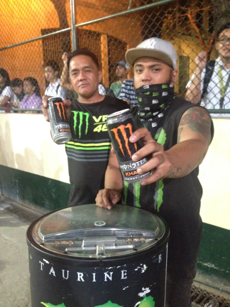ust_absc's tweet photo. Huge thanks to our main sponsors for #Arcade2016 the Monster Energy Drink! #AB120 https://t.co/ISlLBFHoxX