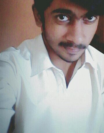 farhanhalepoto5's tweet photo. Me...:* https://t.co/EKtHqjeBxs
