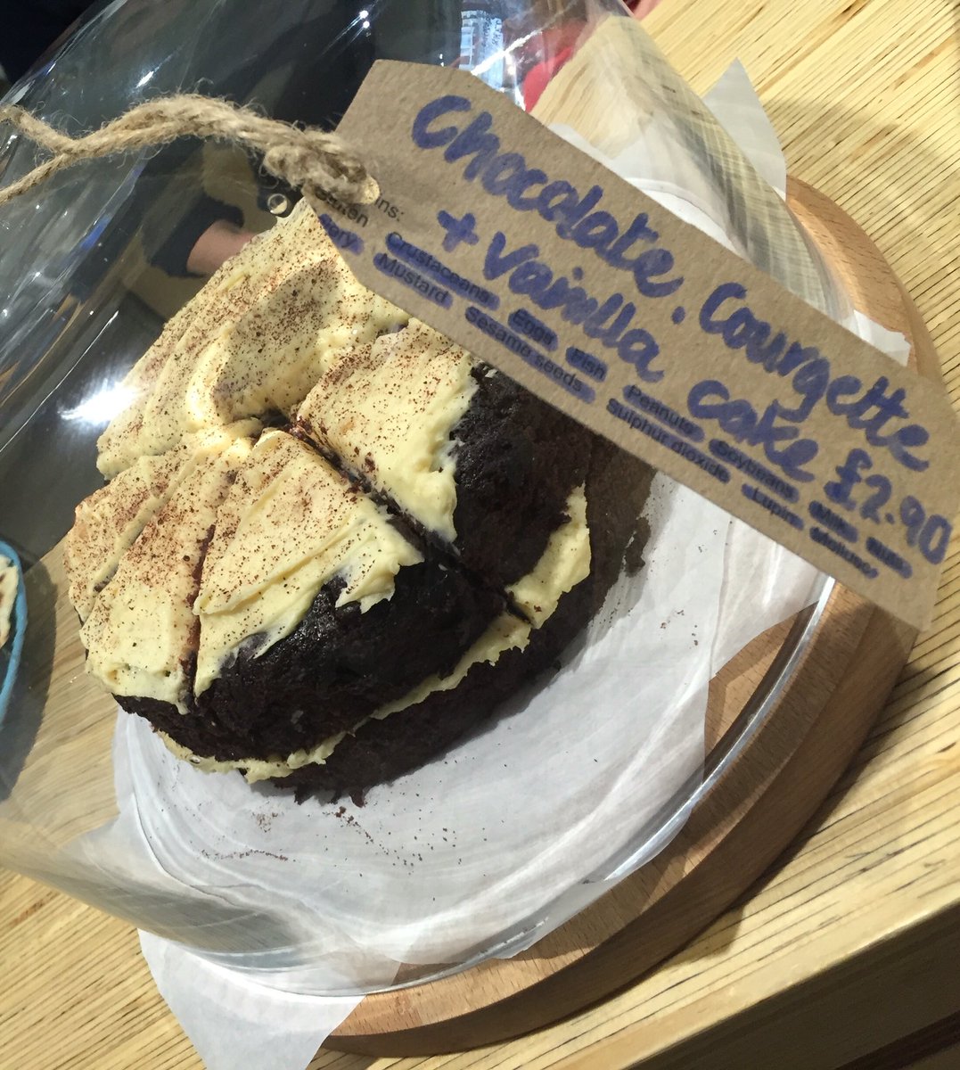 rosie_thackray's tweet photo. Arggghhhh the cakes are way too good @Bicis_y_mas I'm having some now &amp; some to take away #walmgate #biciymas #york https://t.co/Y2vnujfk1S