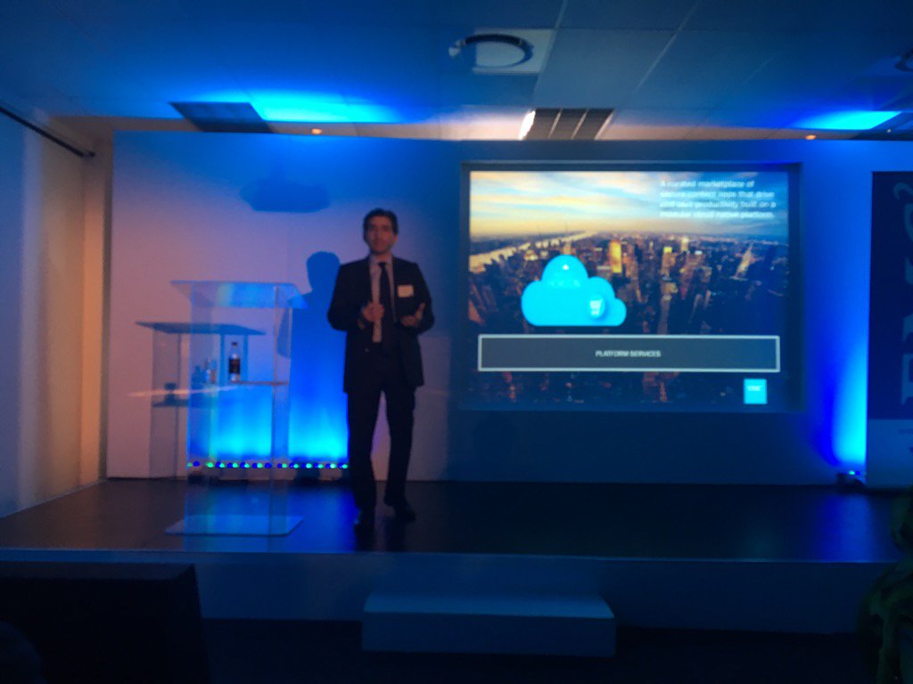 DeeZo_'s tweet photo. @EMCSADC @karimrizkallah #ProjectHorizon #digitaltransformation #EMCMUG2016 https://t.co/v1HiznB2xW