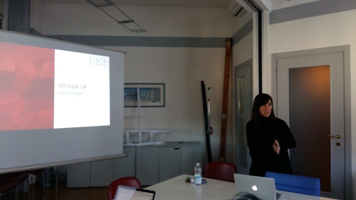 GsoConsulting's tweet photo. Partito l'ultimo modulo della 2a edizione di #GSOdigitalLab. Oggi impariamo a usare #keynote con @StefiBona https://t.co/Hr60xsleyJ