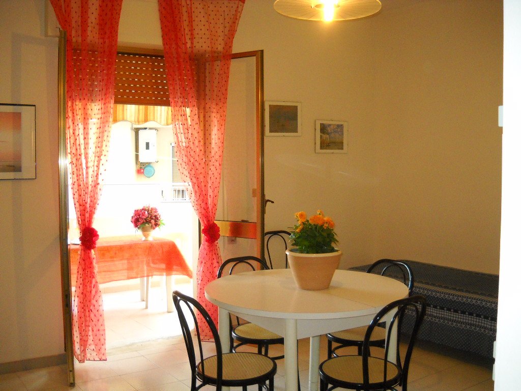 SalentoIn's tweet photo. A giugno appartamenti a partire da €250 a settimana!
4/5 POSTI LETTO!
Per info: 3487359960 o https://t.co/SrHtzQm298 https://t.co/9AAROnCjq5