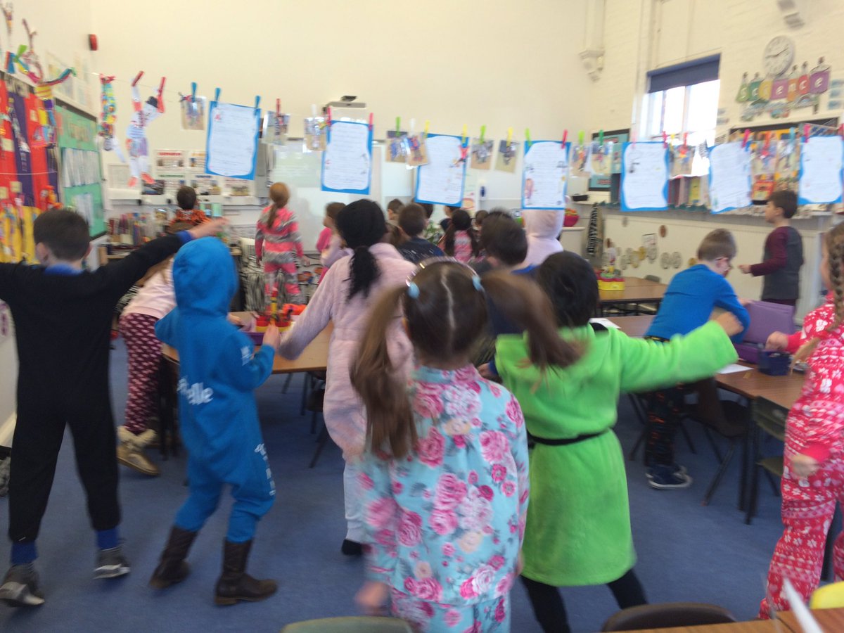 CastleLowerPE's tweet photo. Wake and Shake in your PJs. Happy world book day! https://t.co/kJ9PuaCx8t