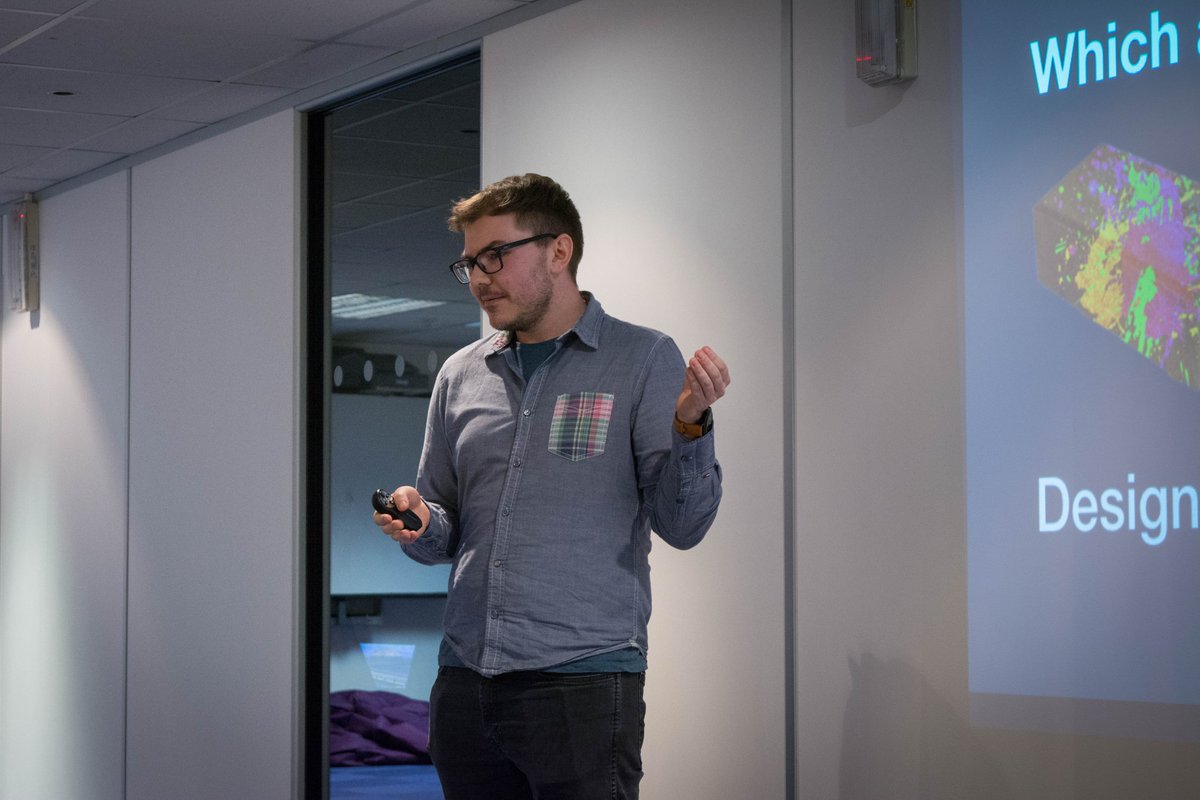 iWebtweets's tweet image. Some photos from our Rockstar Front End Web Designer, @daveredfern's talk last night at @codepenbrum