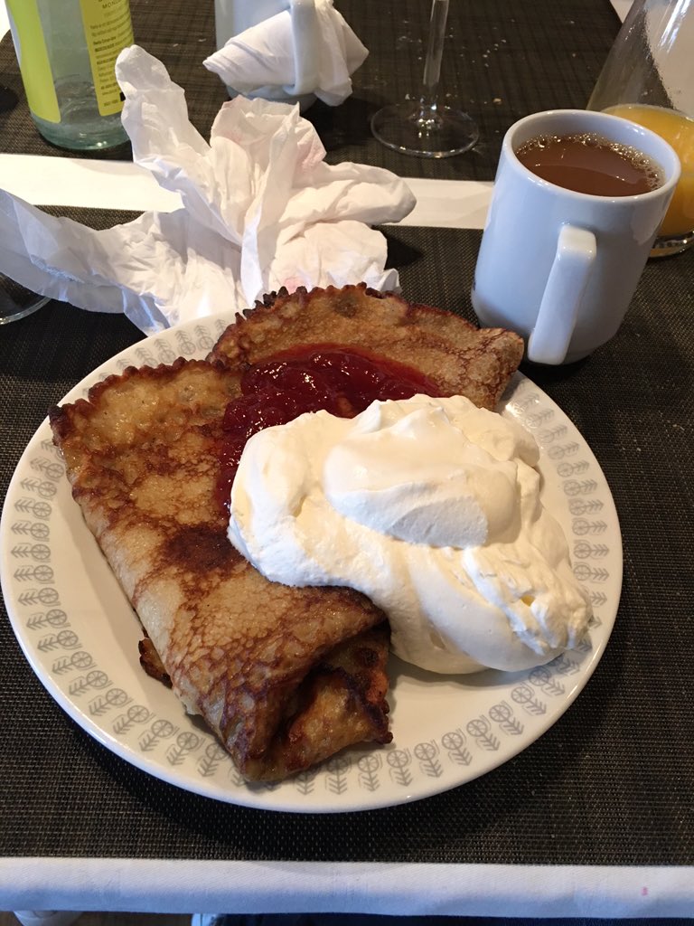Medjedoub_'s tweet photo. Its thursday 💪🏿💪🏿❤️ #pancakeThursday https://t.co/r1gPH4H5oi