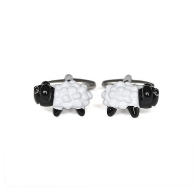MyCollars's tweet image. Check out our country themed cufflinks . mycollarsandcuffs.com/country-themed…