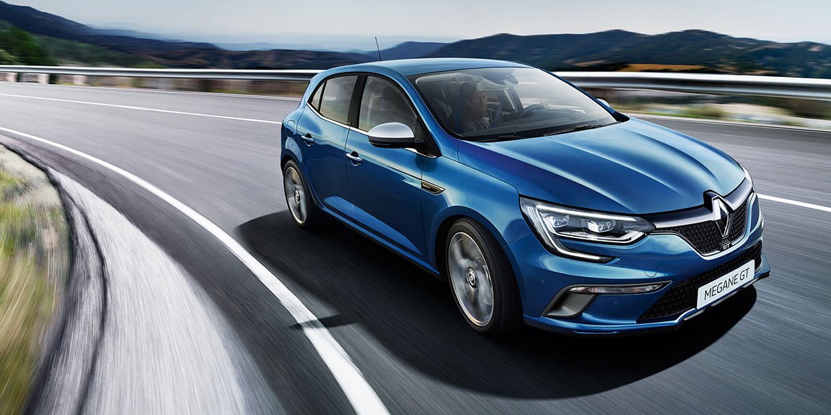 Renault_NL's tweet photo. Er staat weer een nieuw blog online! De nieuwe Renault Mégane: hoe rijdt hij? 'https://t.co/Kkn8WDxHO9 #Renault https://t.co/sFK1yVCqpi